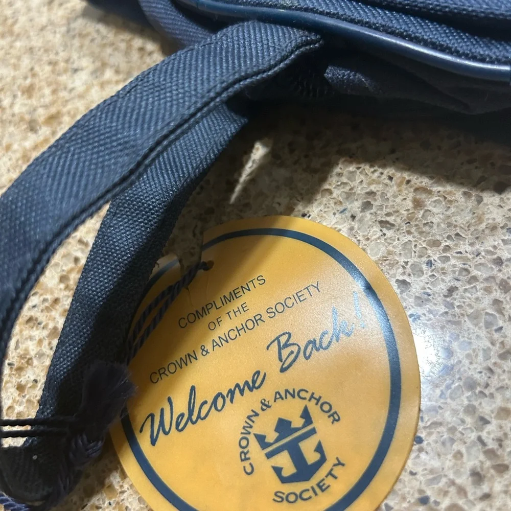 Royal Caribbean Cruise Enchantment of the Seas Hanging Travel Toiletry Bag Navy